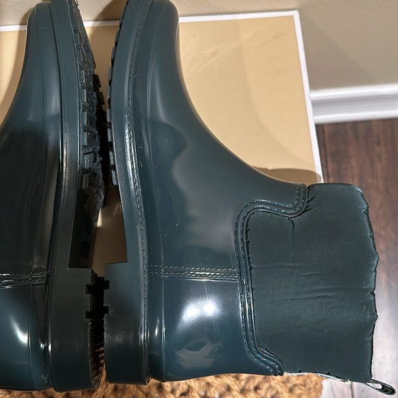 Michael Kors Blakely Logo Tape PVC/Nylon Rain Boot “Racing Green” LIKE NEW! SZ 9 - Picture 6 of 15